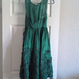 Elegant Anthro Tiny Green Midi Dress NWT Size 0